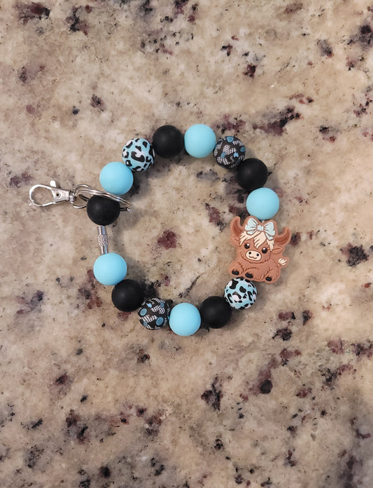 Blue Highland Cow Beaded Silicone Wristlet Keychain