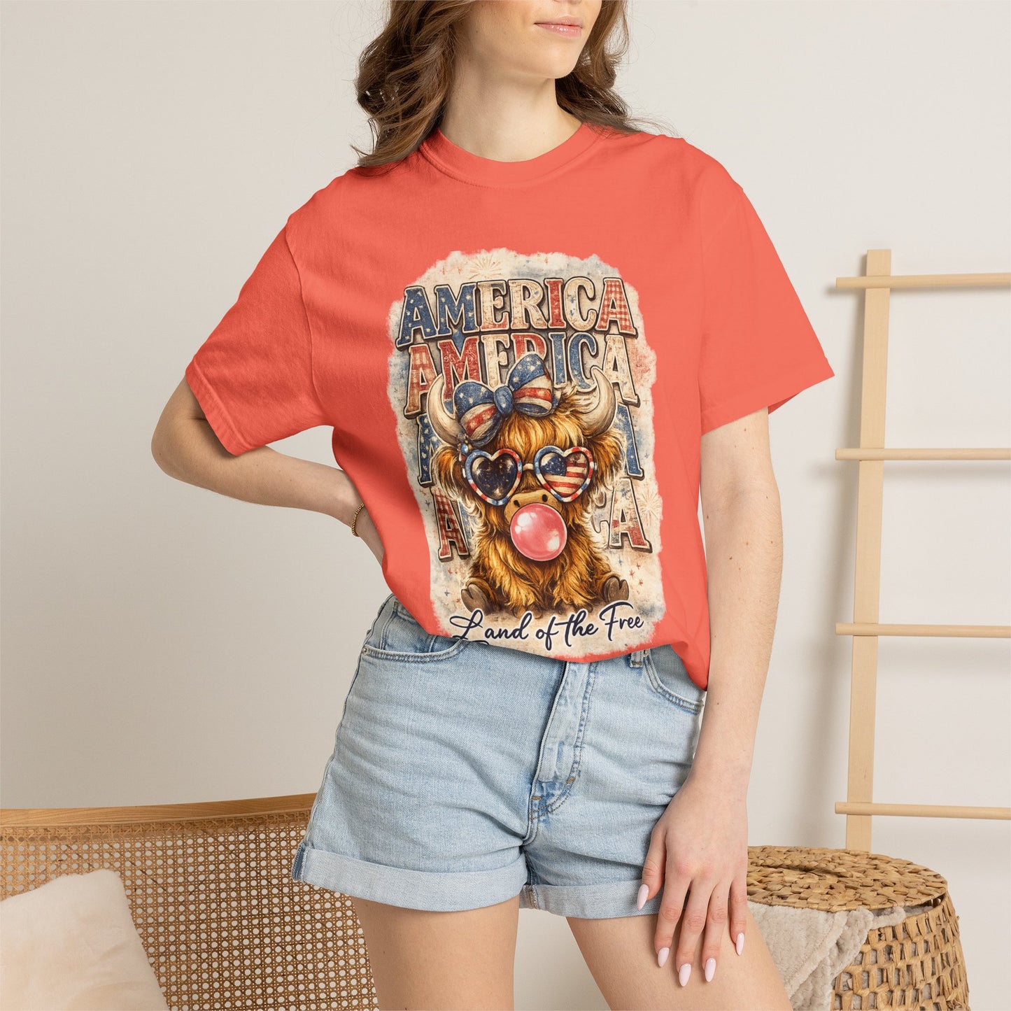 America Bulldog Graphic T-Shirt — "America" "Land of the Free" Patriotic Tee