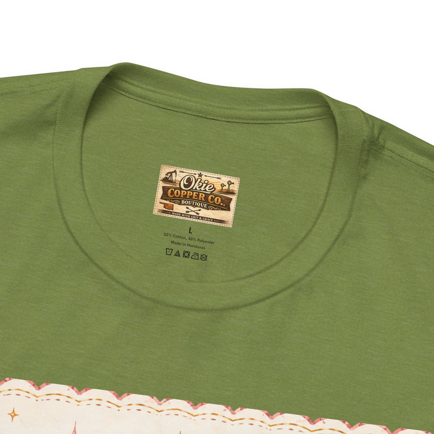 Vintage Floral Pumpkin Tee — Autumn Harvest Graphic T-Shirt