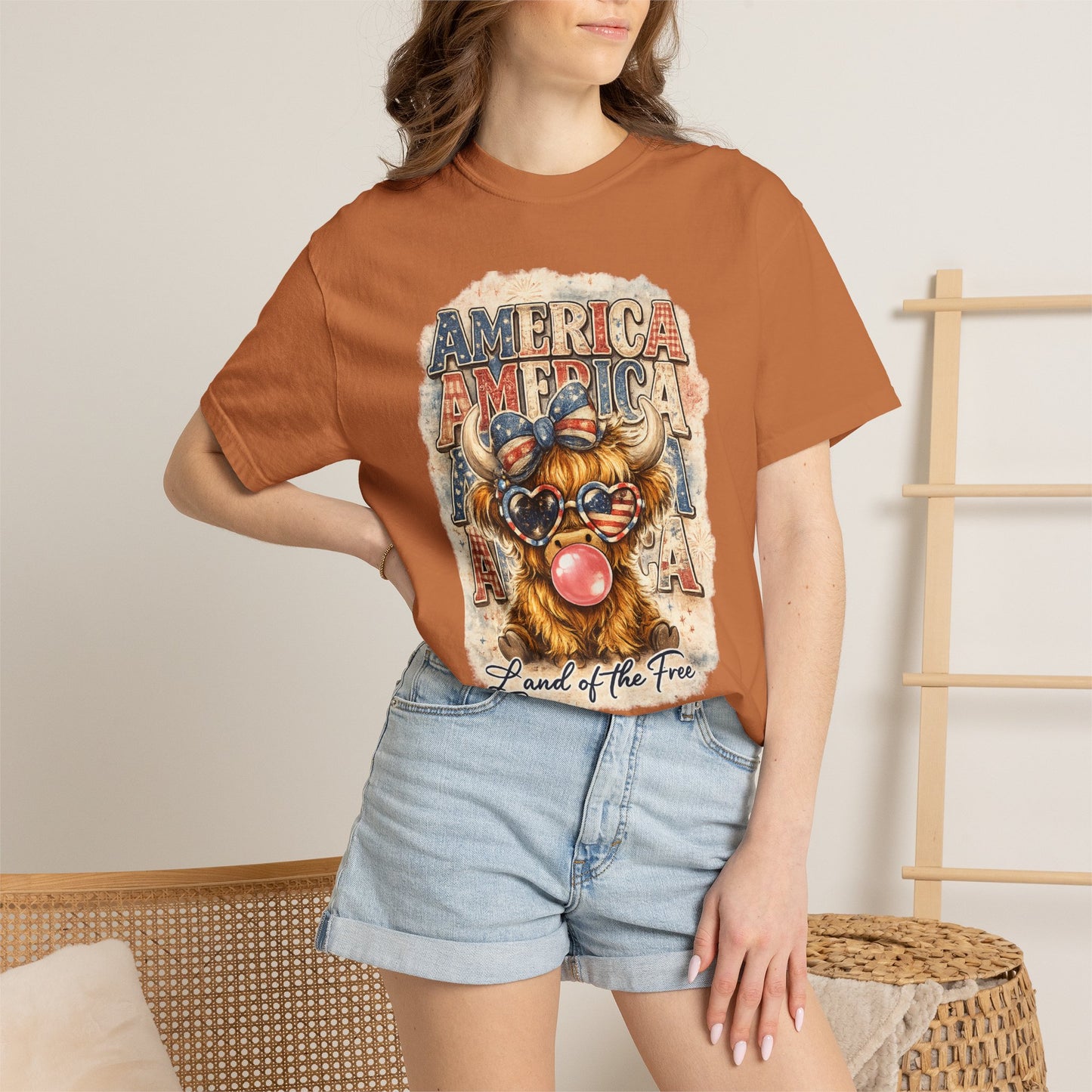America Bulldog Graphic T-Shirt — "America" "Land of the Free" Patriotic Tee